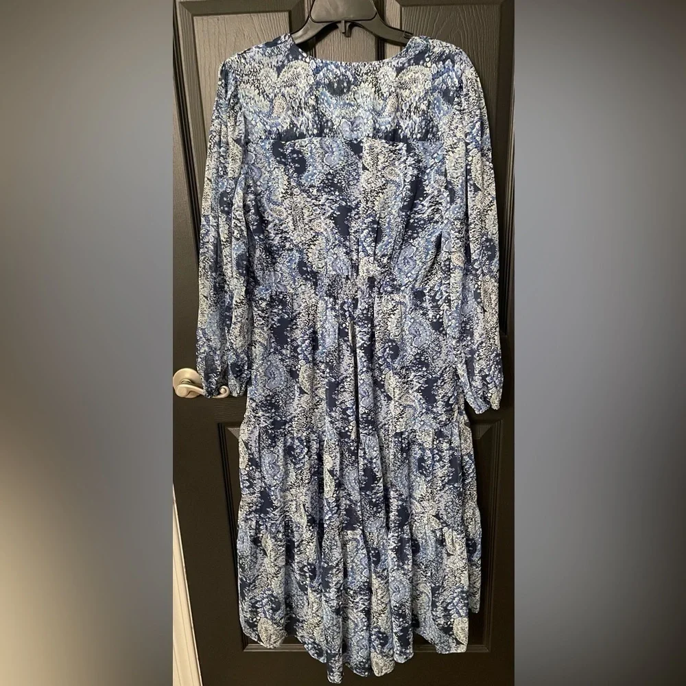 Joie Paisley Tiered Maxie Dress SZ Medium - Picture 3 of 8